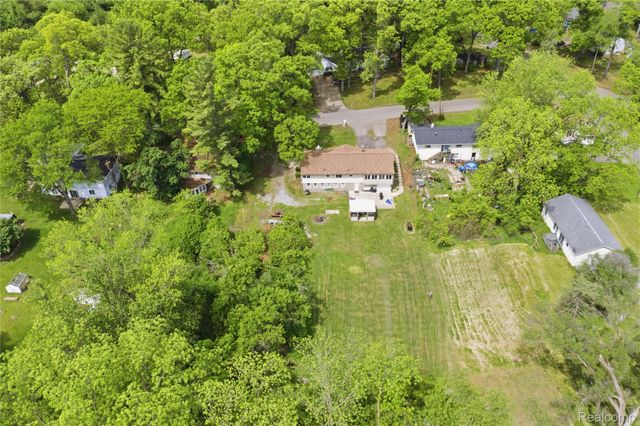 2705 Glendale Road, Summit Township, MI 49203
