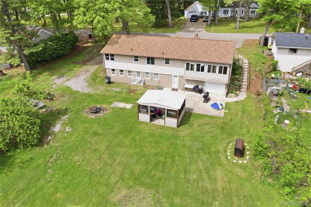 2705 Glendale Road, Summit Township, MI 49203