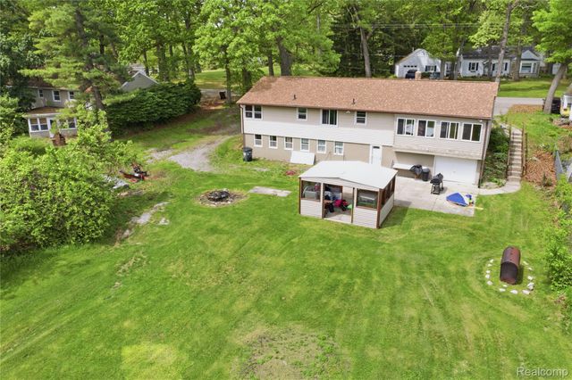 2705 Glendale Road, Summit Township, MI 49203