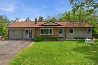 2705 Glendale Road, Summit Township, MI 49203
