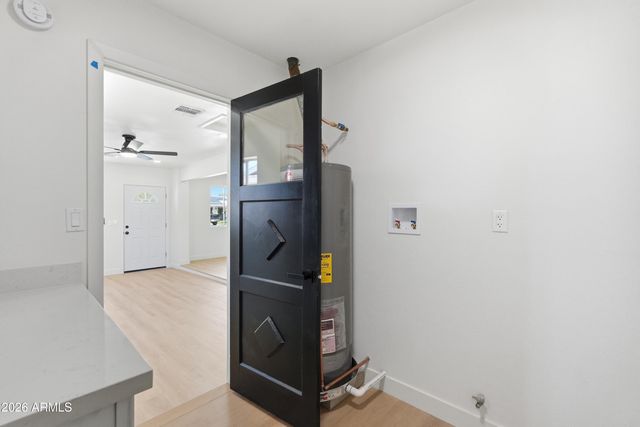 3327 W WETHERSFIELD Road, Phoenix, AZ 85029