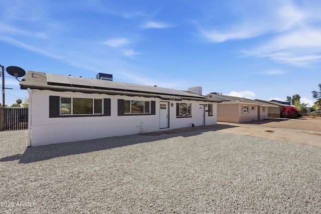 3327 W WETHERSFIELD Road, Phoenix, AZ 85029