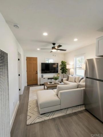 631 S Gregory Street, San Diego, CA 92113