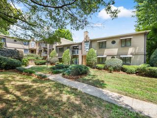 229 N Dotger Avenue E16, Charlotte, NC 28207
