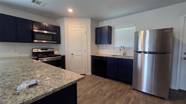 356 Road 5138, Cleveland, TX 77327
