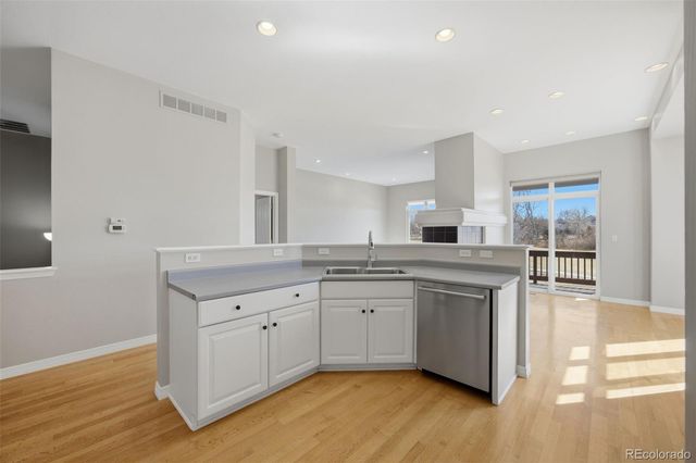 2766 W Riverwalk Circle B, Littleton, CO 80123