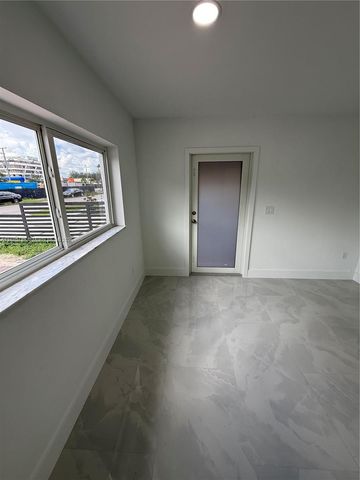 841 W 50th St 2, Hialeah, FL 33012