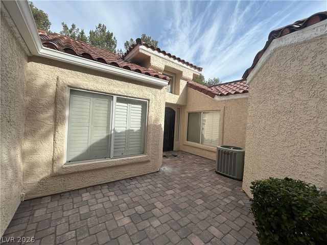 7060 Big Springs Court, Las Vegas, NV 89113