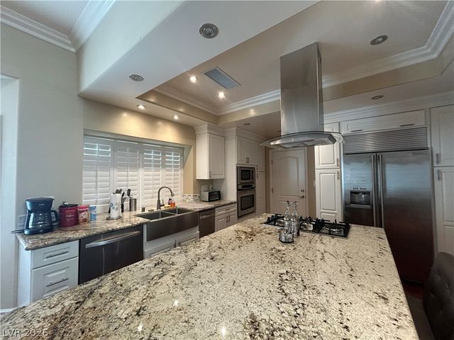 7060 Big Springs Court, Las Vegas, NV 89113
