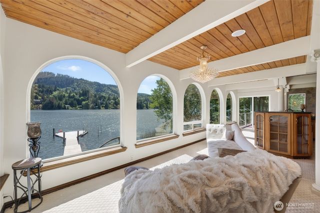 18452 S West View Road, Mount Vernon, WA 98274
