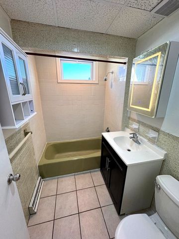 11 Fairmont Pl 3, Malden, MA 02148