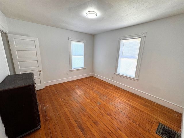 11 Fairmont Pl 3, Malden, MA 02148