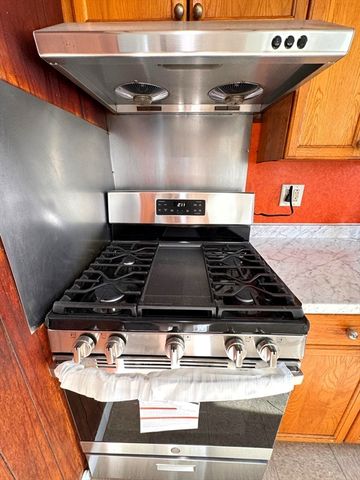 11 Fairmont Pl 3, Malden, MA 02148