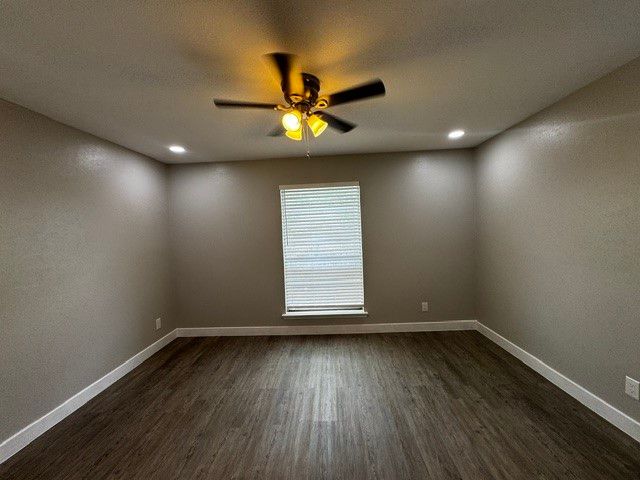 15919 Stillwood Street 2088, Dallas, TX 75248