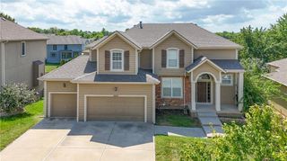 2427 W Fredrickson Drive, Olathe, KS 66061
