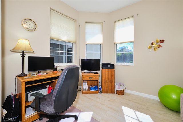 8786 Stockbridge DR, Fort Myers, FL 33908