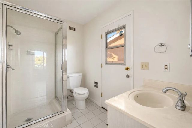 5047 Gerald Avenue, Encino, CA 91436