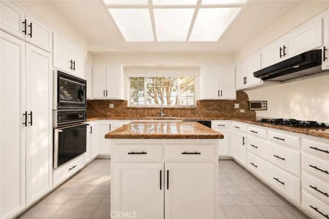 5047 Gerald Avenue, Encino, CA 91436