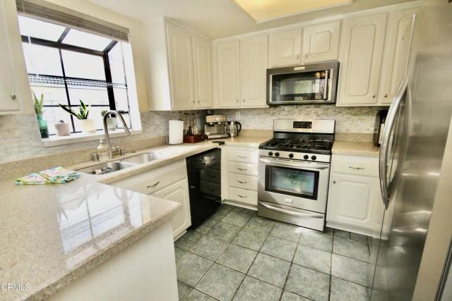 18109 Erik Court 451, Canyon Country, CA 91387