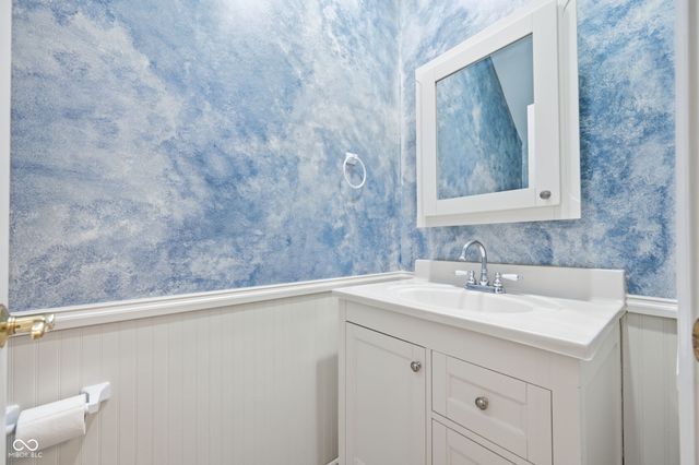 5767 Spruce Knoll Circle, Indianapolis, IN 46220