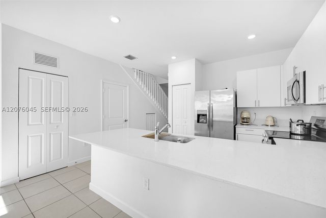 12877 SW 232nd Ln, Homestead, FL 33032