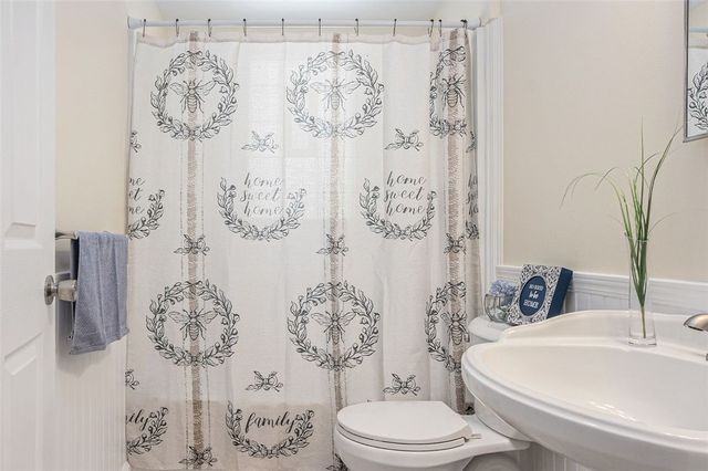 4826 Poplar St., West Mifflin, PA 15122
