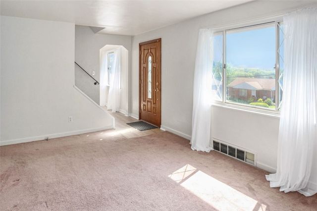4826 Poplar St., West Mifflin, PA 15122