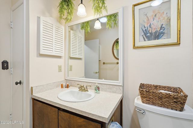 18 Sandpiper Street, Hilton Head Island, SC 29928