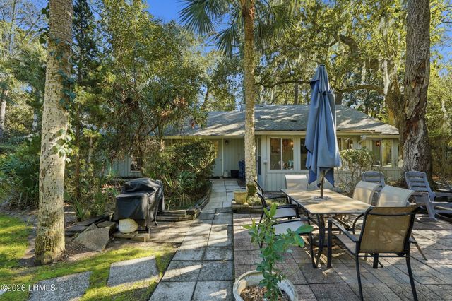 18 Sandpiper Street, Hilton Head Island, SC 29928