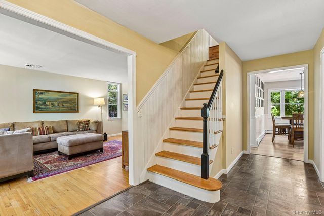 15 Fox Road, East Setauket, NY 11733