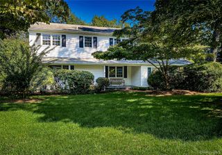15 Fox Road, East Setauket, NY 11733