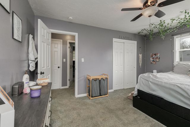 908 W Broadmoor Street, Springfield, MO 65807