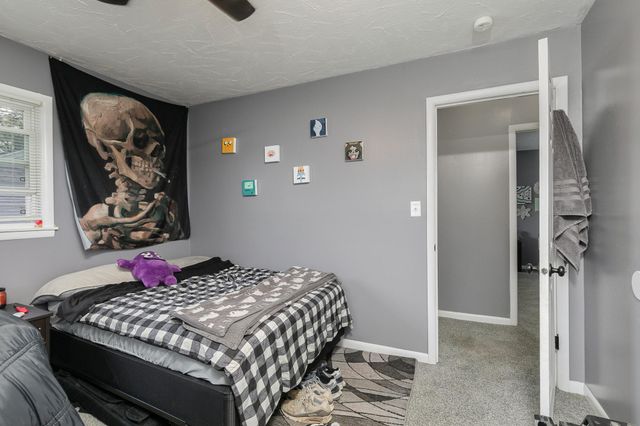 908 W Broadmoor Street, Springfield, MO 65807