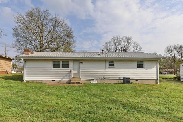 908 W Broadmoor Street, Springfield, MO 65807