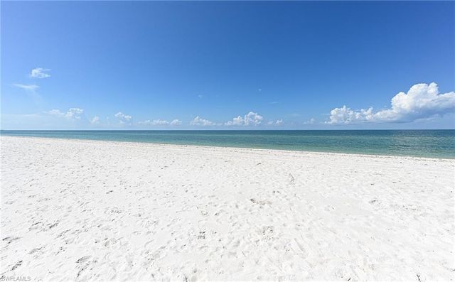101 DOMINICA LN, Bonita Springs, FL 34134