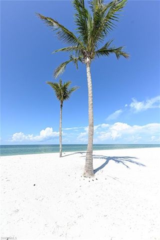 101 DOMINICA LN, Bonita Springs, FL 34134