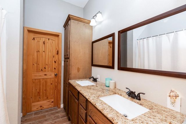 6805 Aquarius, Vidor, TX 77662