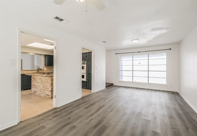 14415 Locke Lane, Houston, TX 77077