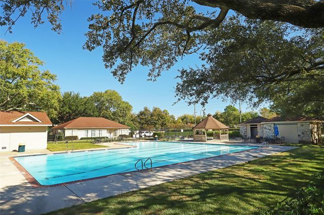 14415 Locke Lane, Houston, TX 77077