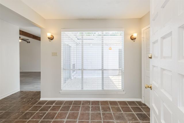 14415 Locke Lane, Houston, TX 77077