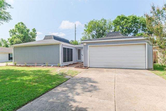 14415 Locke Lane, Houston, TX 77077