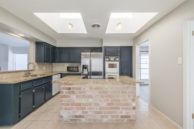 14415 Locke Lane, Houston, TX 77077
