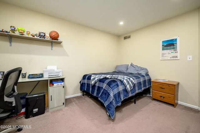 4 Cambridge Drive, Howell, NJ 07731