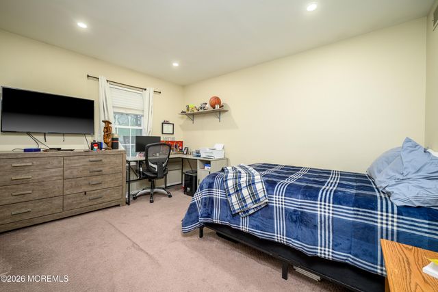 4 Cambridge Drive, Howell, NJ 07731