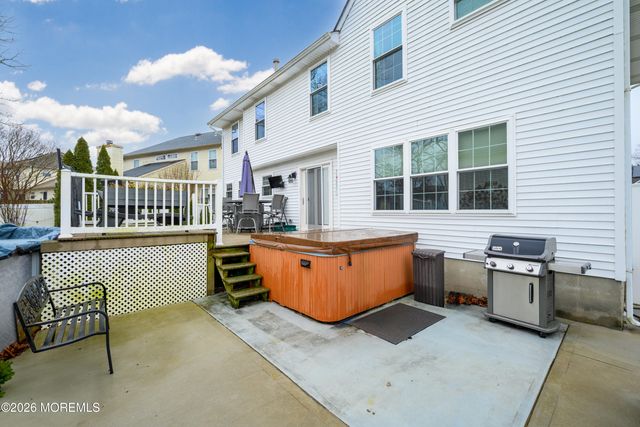 4 Cambridge Drive, Howell, NJ 07731