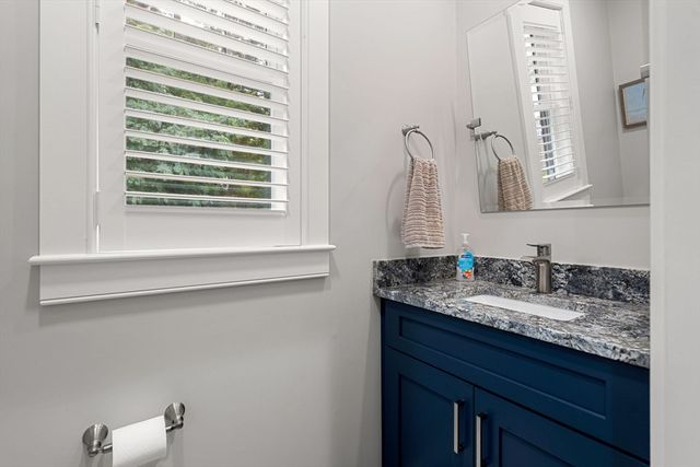 24 Primrose Lane 24, Ipswich, MA 01938