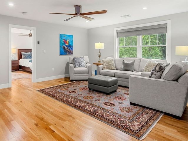 24 Primrose Lane 24, Ipswich, MA 01938