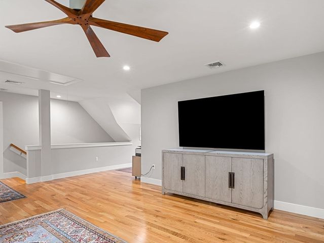 24 Primrose Lane 24, Ipswich, MA 01938