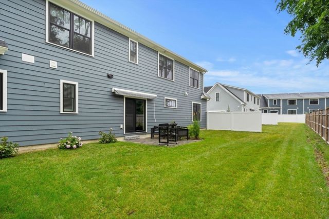 24 Primrose Lane 24, Ipswich, MA 01938