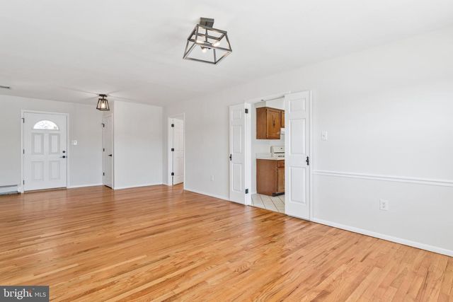 6 DOLPHIN CT, Forked River, NJ 08731